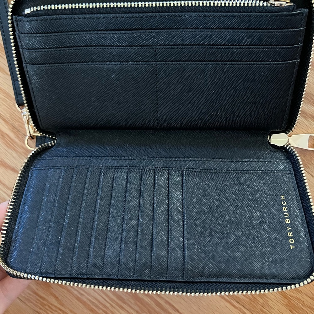 Tory Burch wallet
